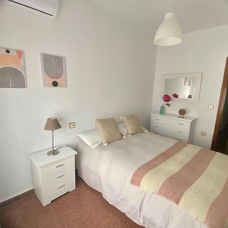 Vera Apartment, Acogedor Y Tranquilo En El Corazon De La Ciudad Αντεκέρα Εξωτερικό φωτογραφία