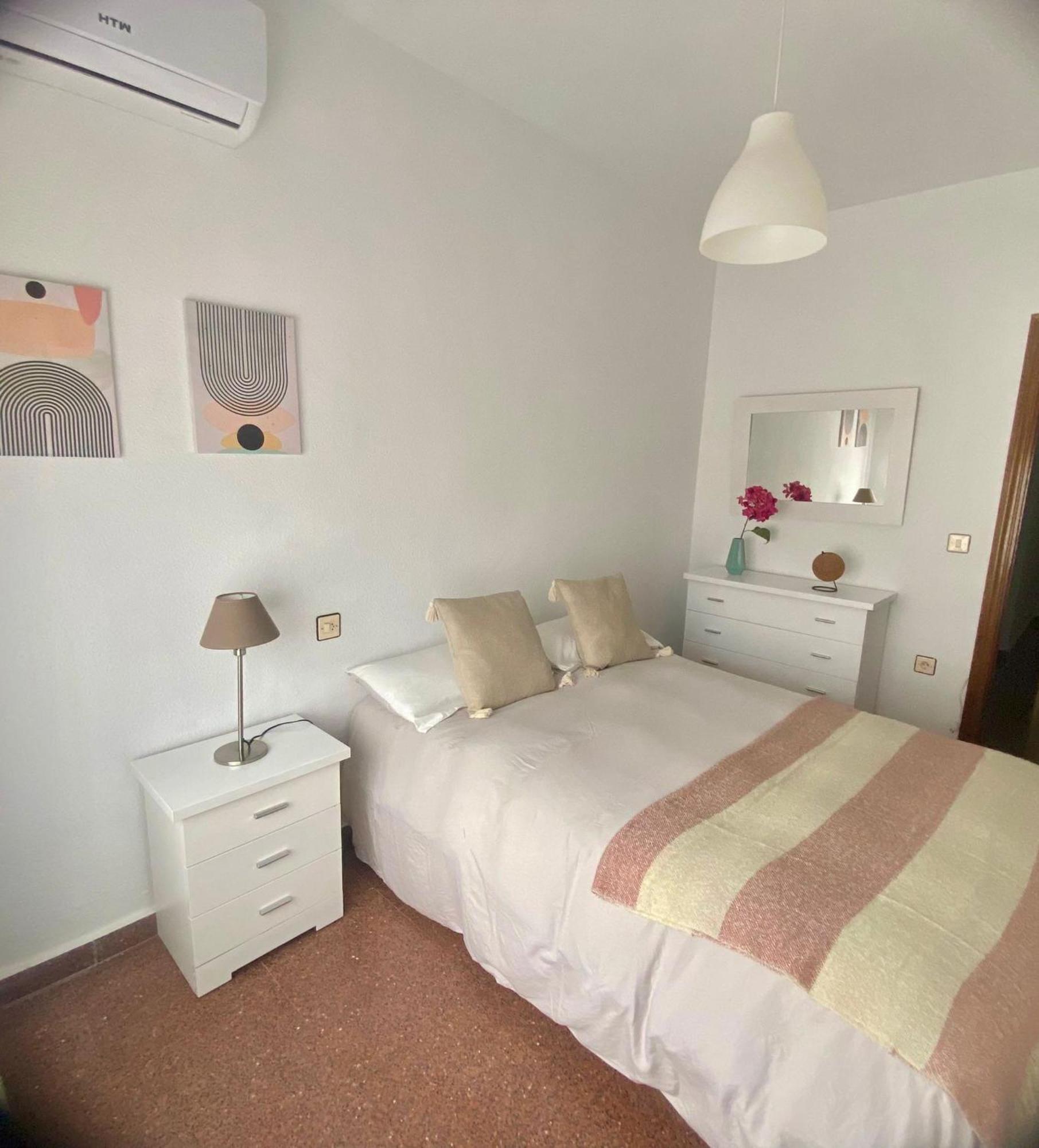 Vera Apartment, Acogedor Y Tranquilo En El Corazon De La Ciudad Αντεκέρα Εξωτερικό φωτογραφία